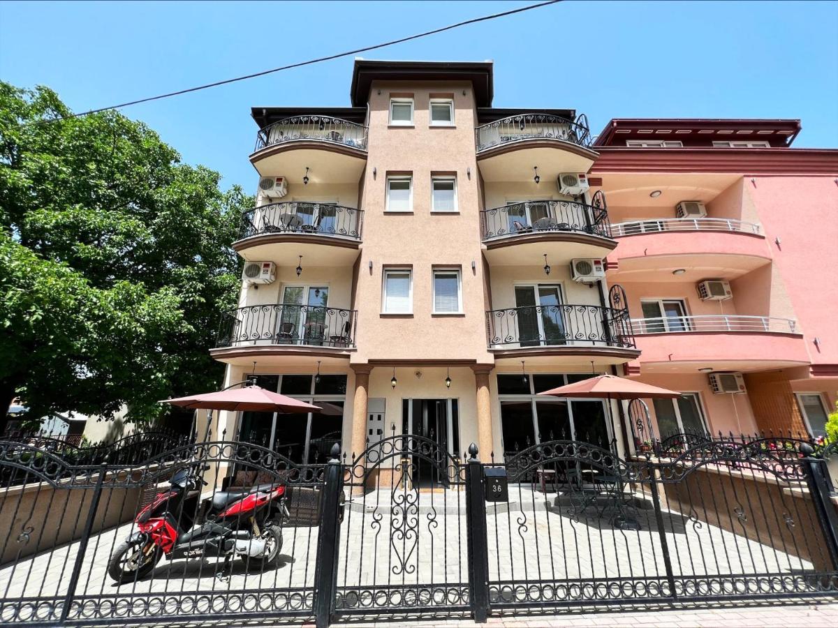 Majap Hostel Ohrid Exterior foto